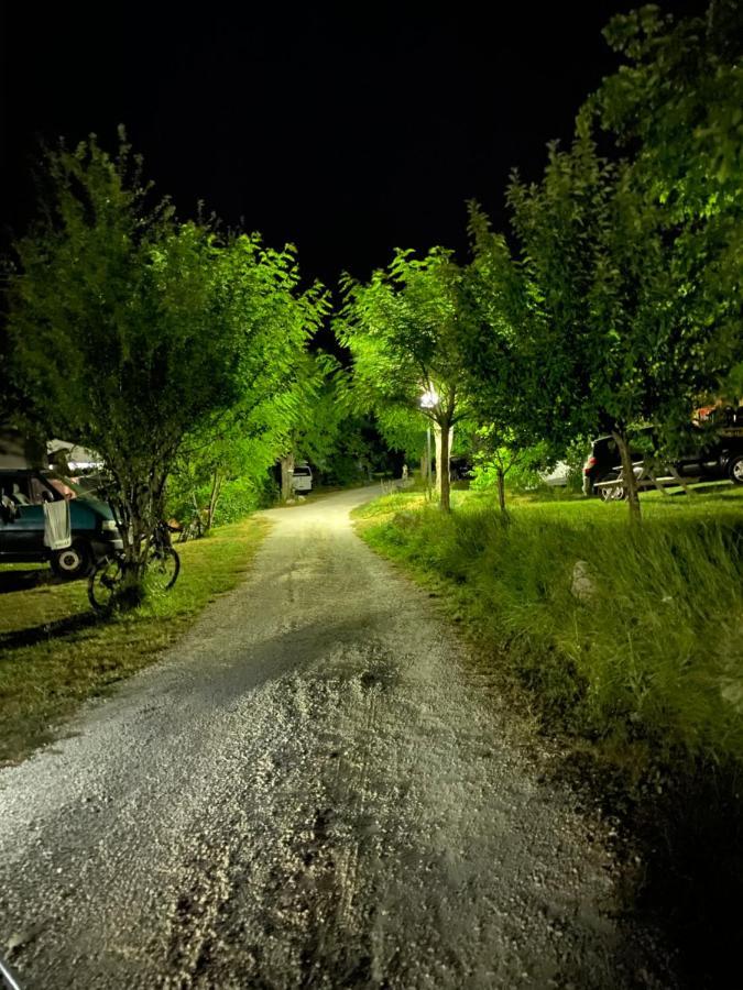 Camping Calme Et Nature Castellane Luaran gambar