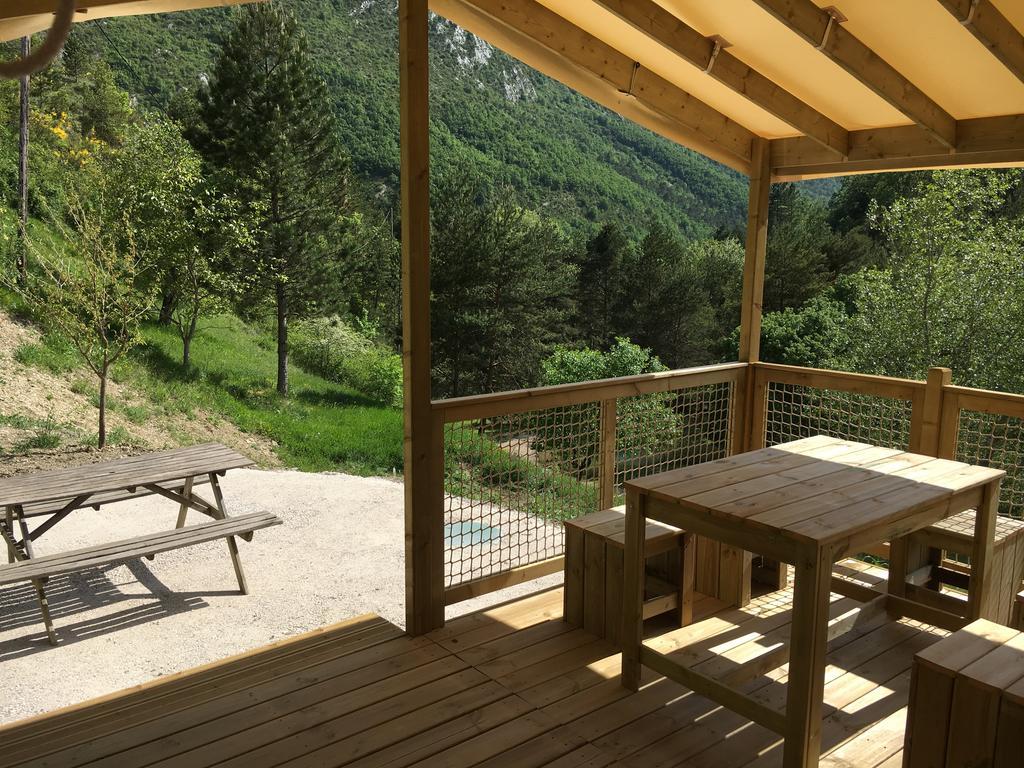Camping Calme Et Nature Castellane Luaran gambar