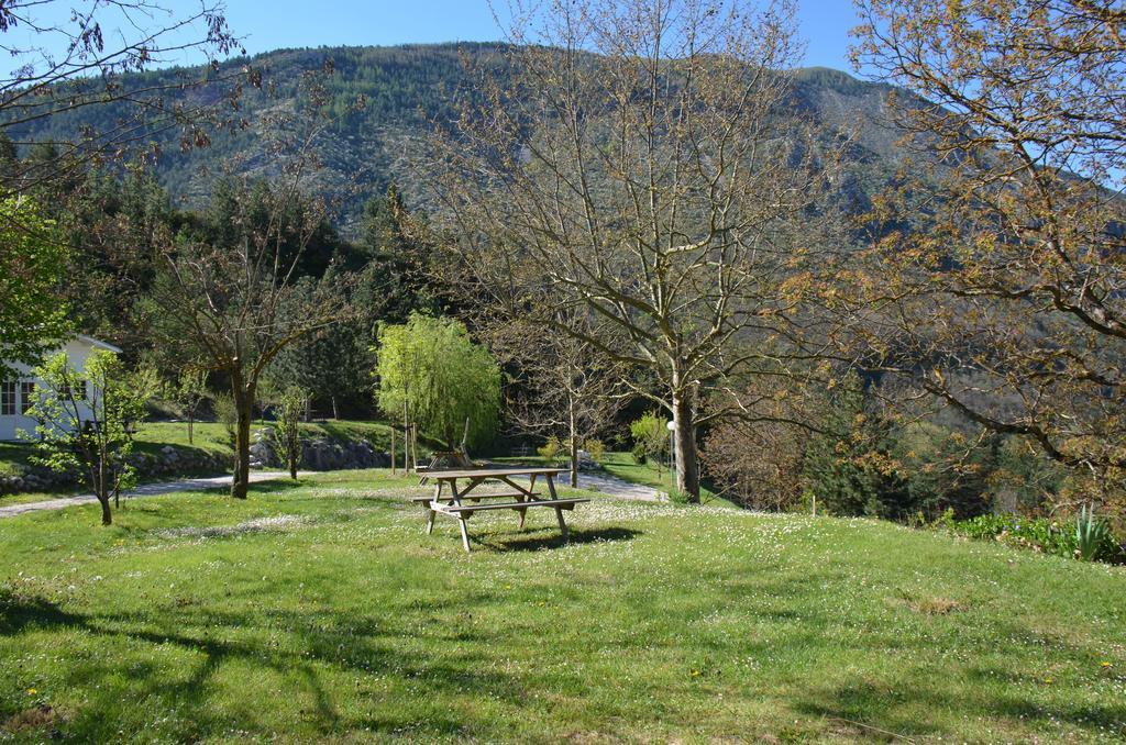 Camping Calme Et Nature Castellane Luaran gambar